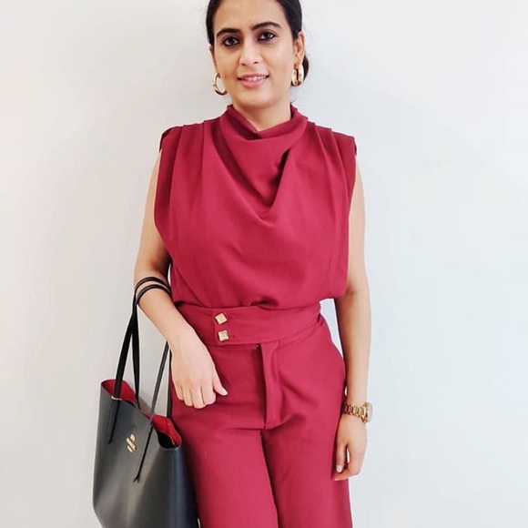 GORGEOUS ZARA NWT Pleated Blouse - Picture 6 of 9